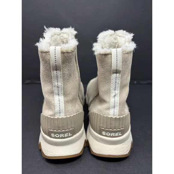 SOREL Women's Size 8 Tan Short Suede Waterproof Boots Snow