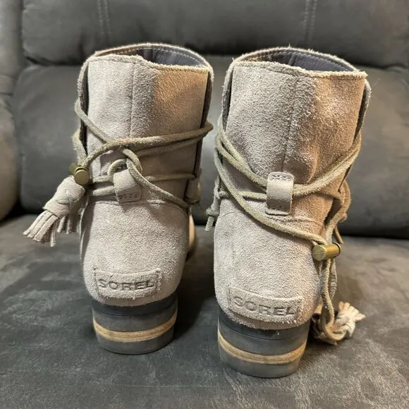 Sorel Women's Tan Suede Boots Size 10 - Farah - Chunky Heel, Strand &amp; Tassel