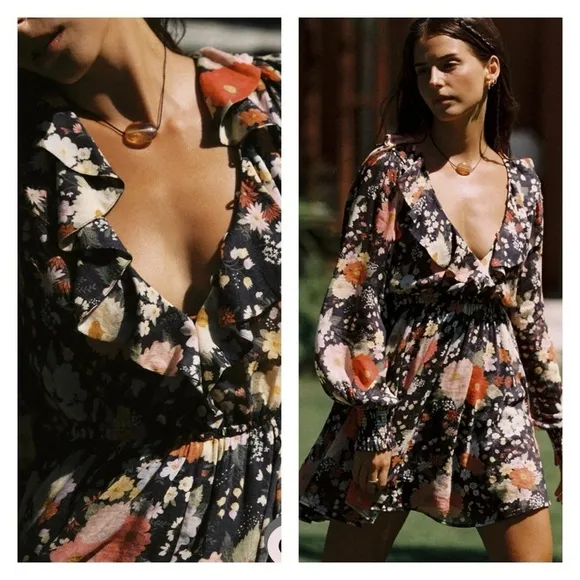 SPELL &amp; THE GYPSY Sangria Black Floral Long Sleeve V Neck Mini Playdress Medium