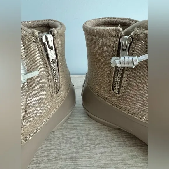 Sperry Women's Saltwater Waterproof Duck Boots Size 7.5