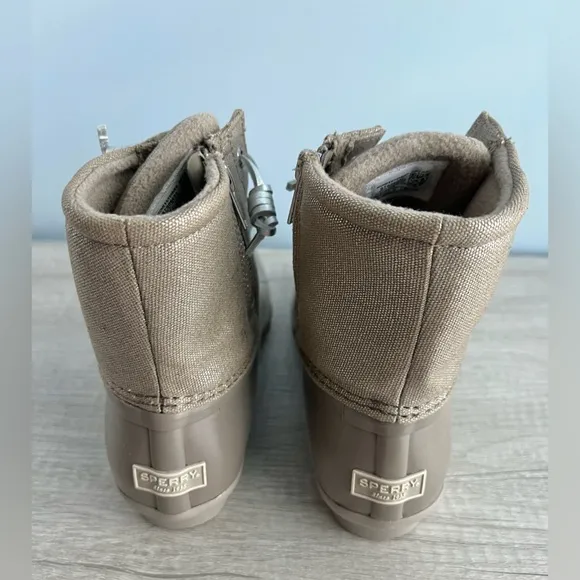 Sperry Women's Saltwater Waterproof Duck Boots Size 7.5