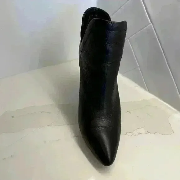 Splendid Women's Black Leather Ankle Booties Pointed Toe Size 9