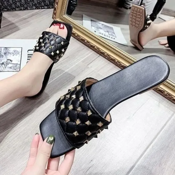 Square Toe Black Quilted Studded Summer Sandals Size 8.5