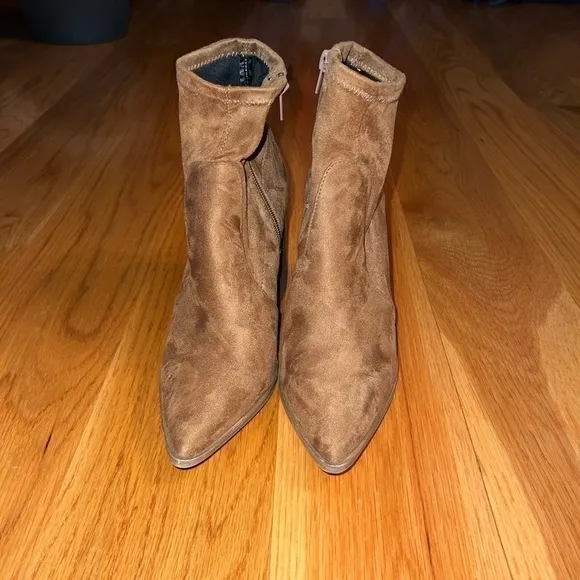 Steve Madden Ankle Boots Chestnut Brown suede Chunky Heel Touchdown Stock 8