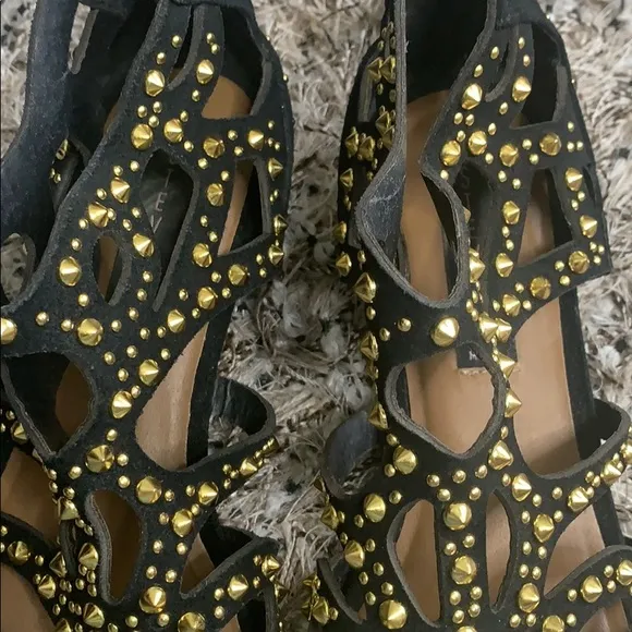 Steve Madden‎ black and gold studded sandals
