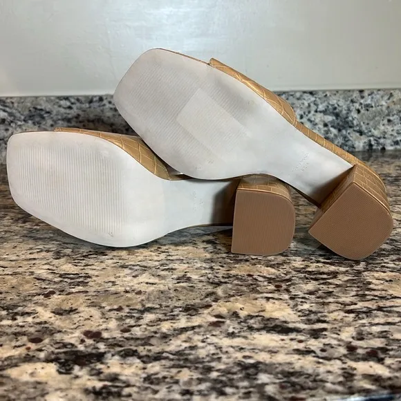 Steve Madden Block Heeled Sandals