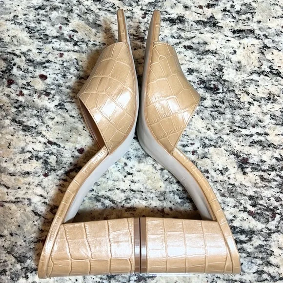 Steve Madden Block Heeled Sandals