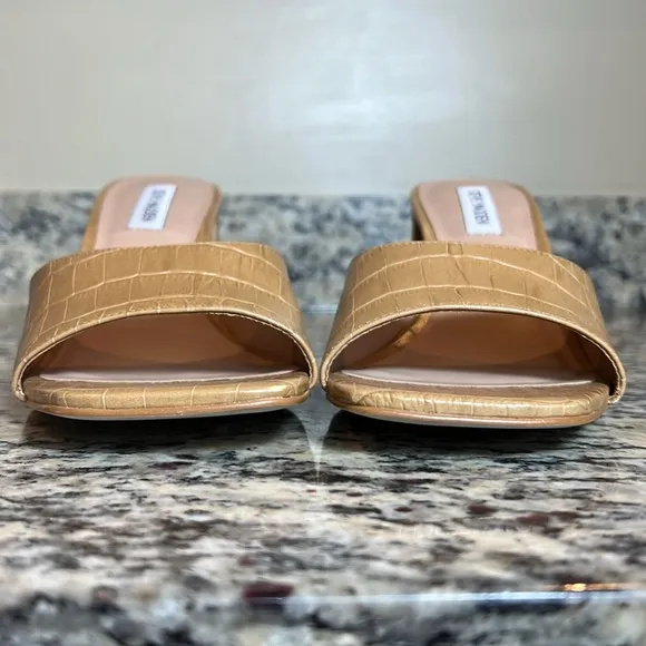 Steve Madden Block Heeled Sandals