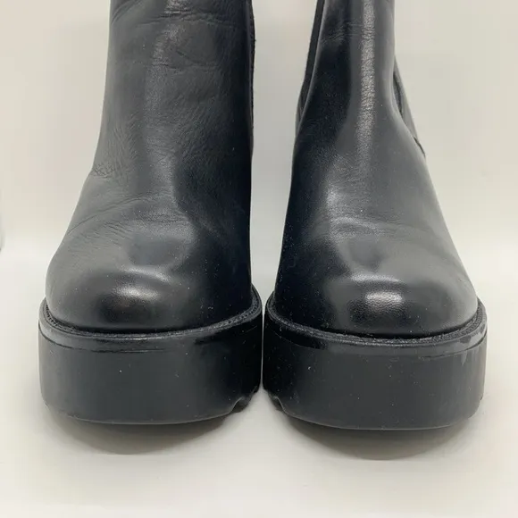 Steve Madden GRETTA Boots Black 9/39 Chunky Leather Chelsea Ankle Bootie Style