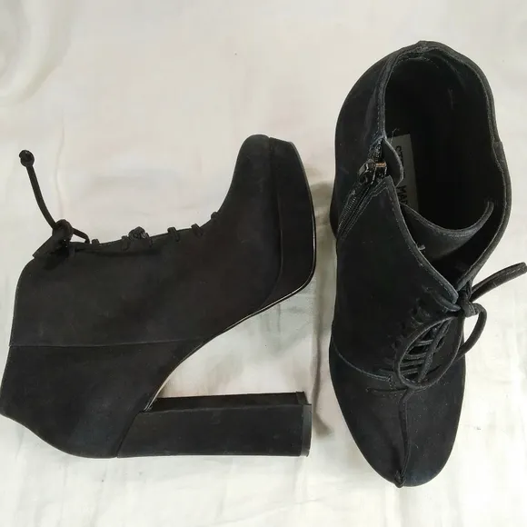 STEVE MADDEN Jolte Black Leather Suede Ankle BOOTS Womens Size 6.5M Chunky Heel