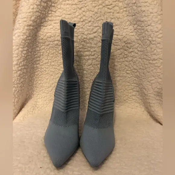 Steve Madden Maxwelle Jeweled Heeled Pointed Toe Sock Boots, Women’s 8.5