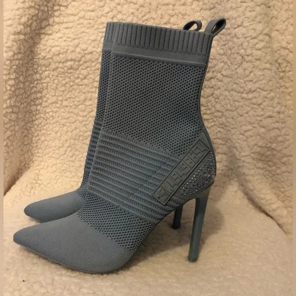 Steve Madden Maxwelle Jeweled Heeled Pointed Toe Sock Boots, Women’s 8.5