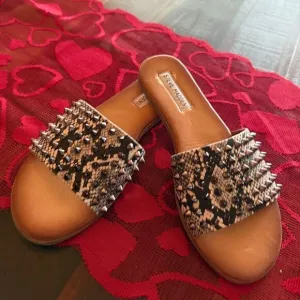 STEVE MADDEN STUDDED SANDALS