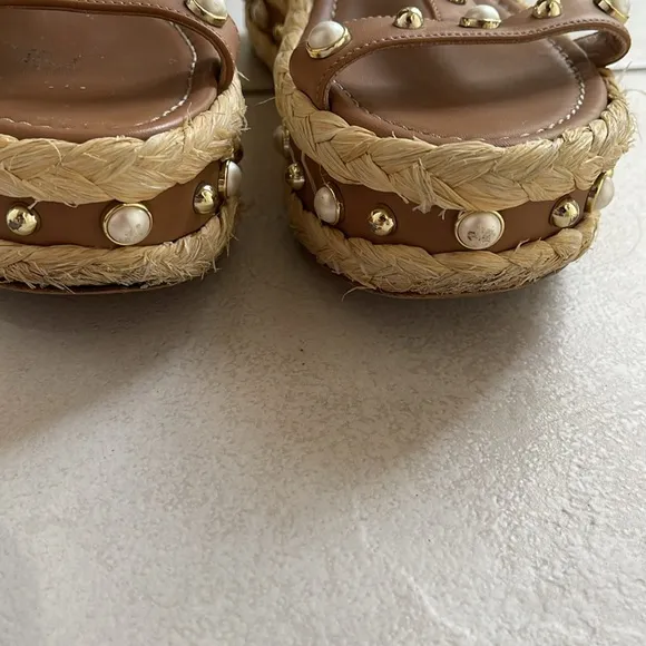 Stuart weitzman beraffia studded platform sandals size 8