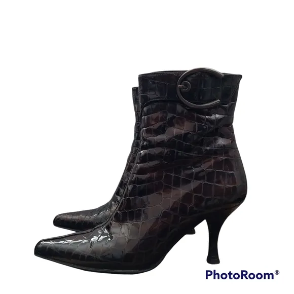 Stuart Weitzman croc embossed pointed toe patent leather ankle boots