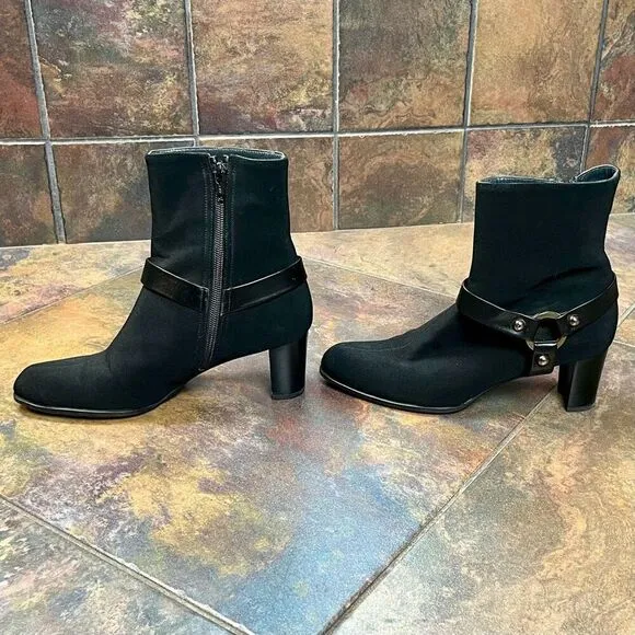 Stuart Weitzman Gore-Tex Black Pointed Toe Ankle Boots 6 M