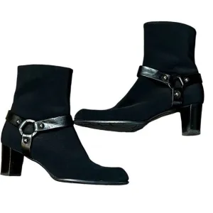 Stuart Weitzman Gore-Tex Black Pointed Toe Ankle Boots 6 M