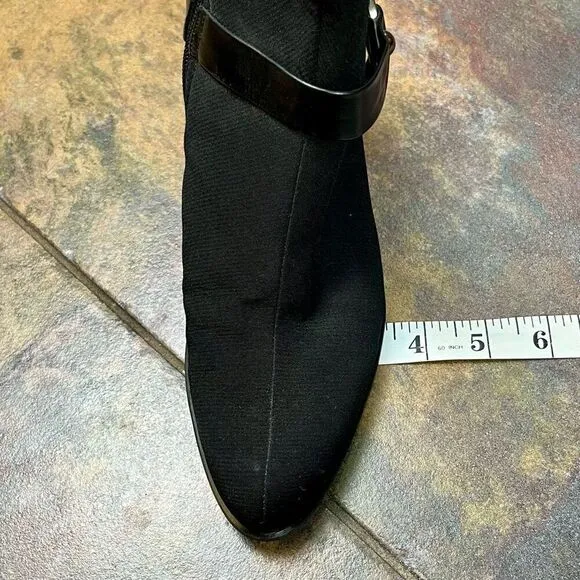 Stuart Weitzman Gore-Tex Black Pointed Toe Ankle Boots 6 M