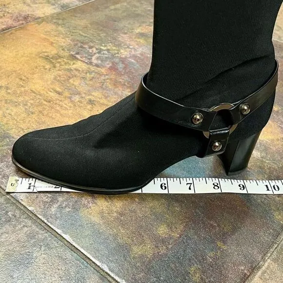 Stuart Weitzman Gore-Tex Black Pointed Toe Ankle Boots 6 M