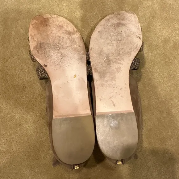 STUART WEITZMAN SIZE 10 NUBUCK SUEDE  GLADIATOR SANDALS WITH GOLD BACK ZIP
