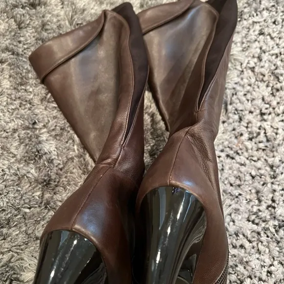 Stuart Weitzman Tall Brown Leather Boots Size 6.5 Kitten Heel Pointed Toe 24488