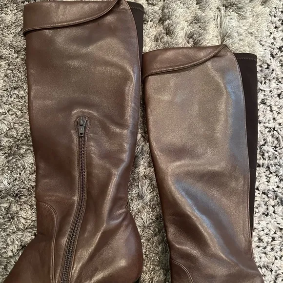 Stuart Weitzman Tall Brown Leather Boots Size 6.5 Kitten Heel Pointed Toe 24488