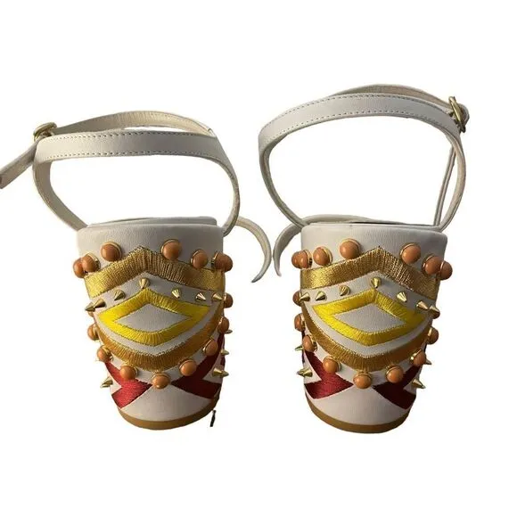 Stuart Weitzman White Studded Embroidered City Sandals Size 8.5