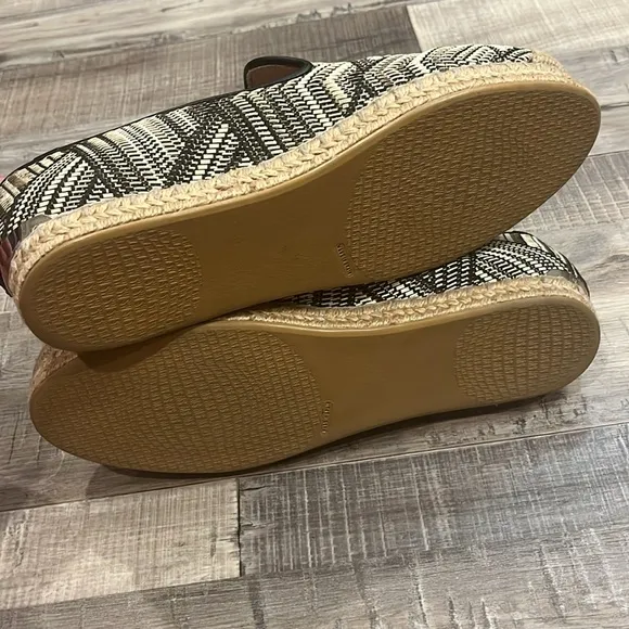 Stuart Weitzman woven espadrille loafers 7.5