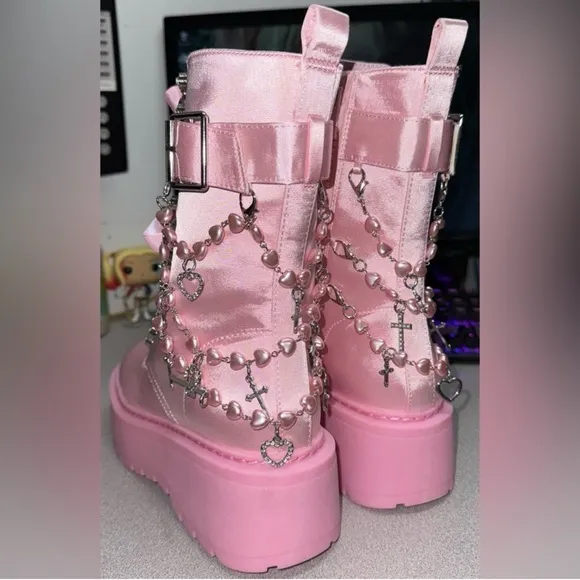 Sugar Thrillz Dolls Kill ‘HOLY REVELATION’ Combat Boots Pink Satin Charms NEW 9