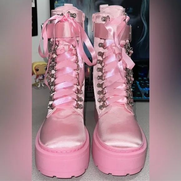 Sugar Thrillz Dolls Kill ‘HOLY REVELATION’ Combat Boots Pink Satin Charms NEW 9