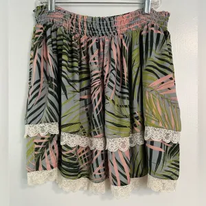 SUR LA PLAGE***Gorgeous Versace Style Leaves Skirt***Small $168