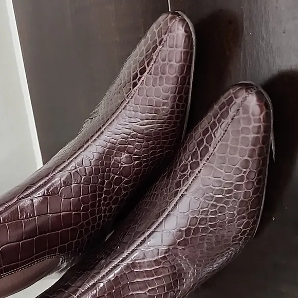 Talbots New Brown Embossed Leather Ankle Boots Womens Size 7.5B