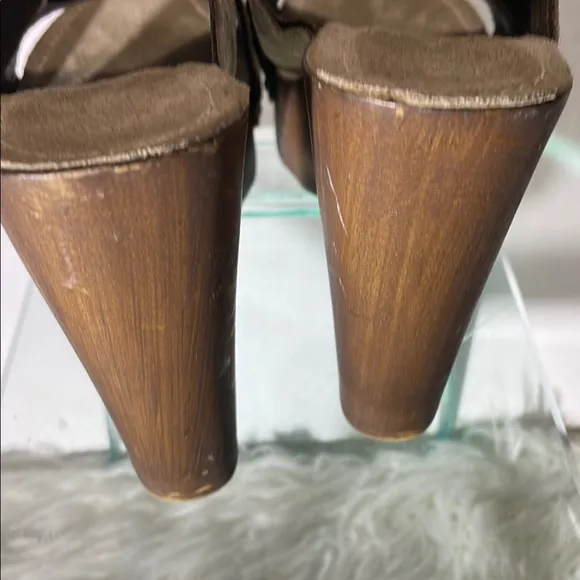 Tapeet by Vicini Tan Platform Heels Sandals Sz 38