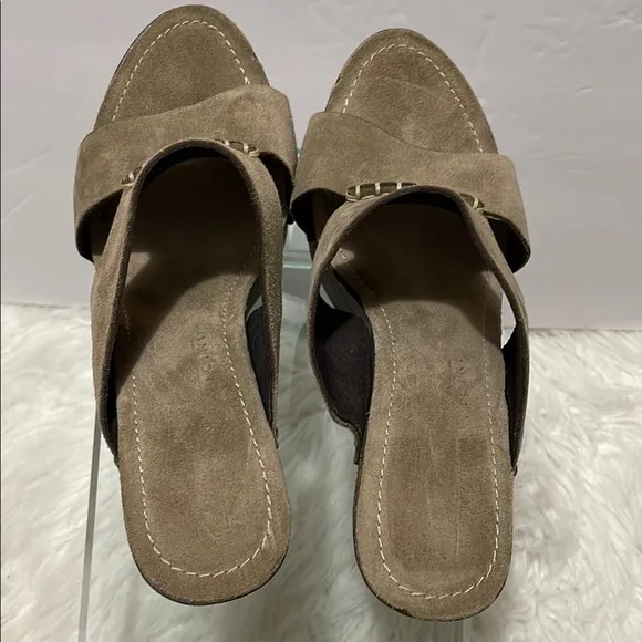 Tapeet by Vicini Tan Platform Heels Sandals Sz 38
