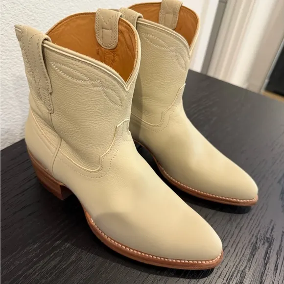 Tecovas Women's Cream Leather Boots