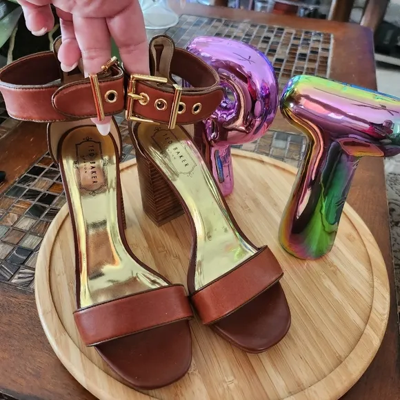 Ted Baker Lorno Leather Block Heeled Sandals size 39