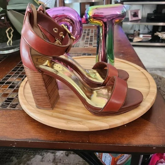 Ted Baker Lorno Leather Block Heeled Sandals size 39