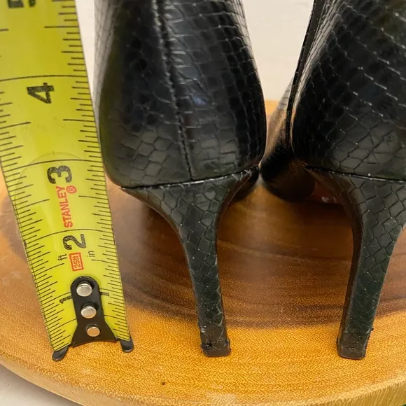 Ted Baker Snakeskin Leather Pointed Toe Stiletto Heel Ankle boots