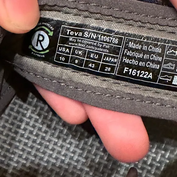 Teva UNIVERSAL TRAIL sandals