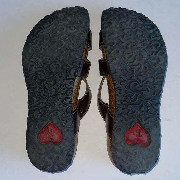 Think! Julia Brown Leather And Cork Cross Strap Sandals