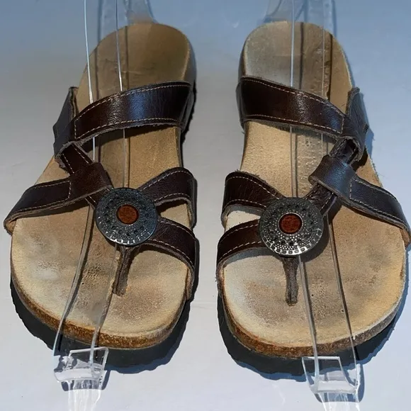 Think! Julia Brown Leather And Cork Cross Strap Sandals
