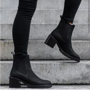 Thursday Boot Company Black Matte Chelsea Knockout Chunky Heel Leather Boots 6