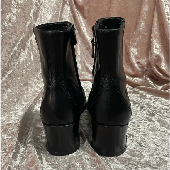 Timberland Alyse Black Leather Ankle‎ Boots Sz 7.5