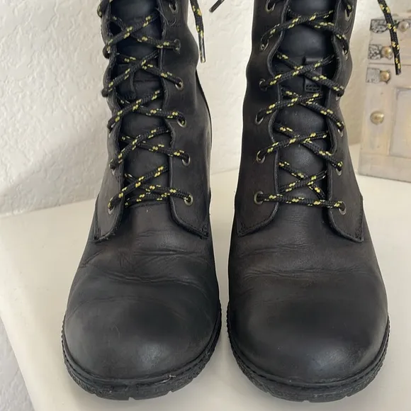 Timberland‎ Classic Heeled Lace up Boots size 9