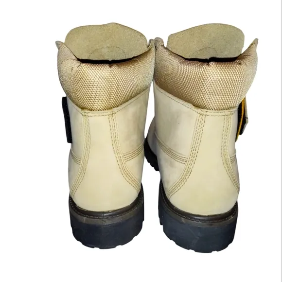 Timberland Men's 6 Inch Premium Waterproof Beige Boots - US Men’s Size 9 NEW
