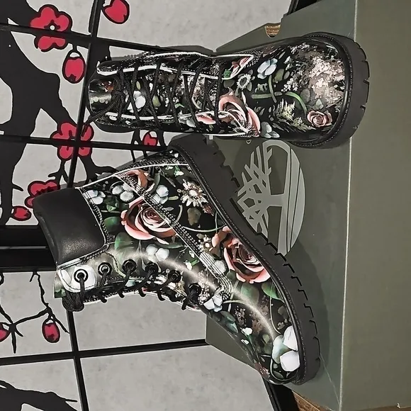 Timberland Waterproof Boots Floral NWB Size 7