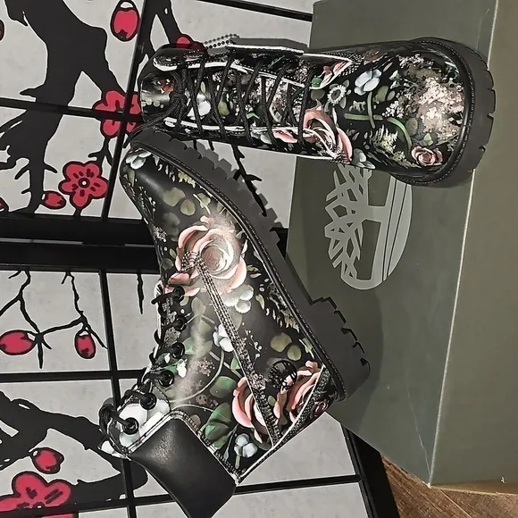 Timberland Waterproof Boots Floral NWB Size 7