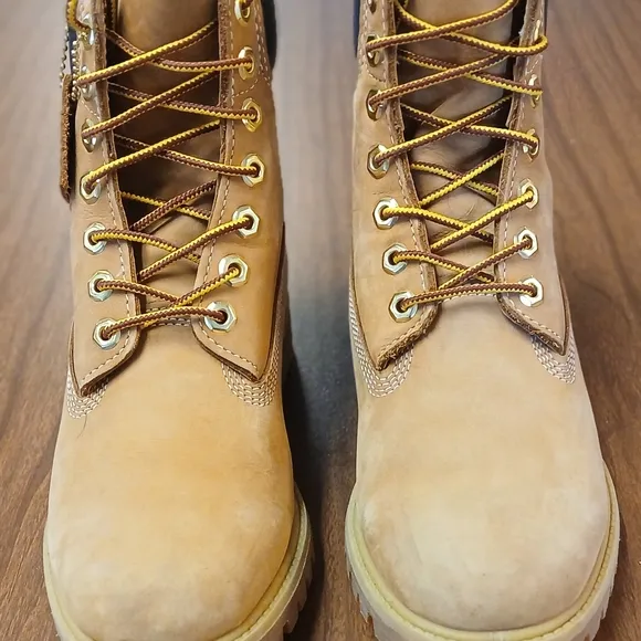 TIMBERLAND  Wheat Nubuck Leather Work Boots with Padded Collar and Rubber Sole