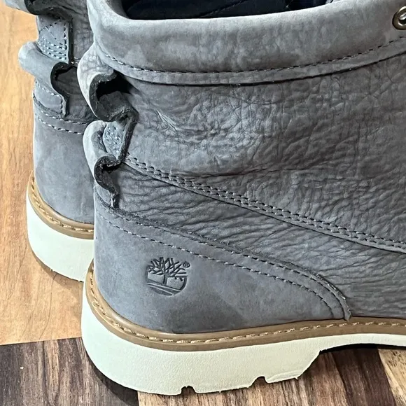 Timberland Women's Bramhall Boot Waterproof Lace Up Chukka Gray Nubuck