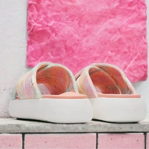 TOMS NIB ALPARGATA MALLOW CROSSOVER SANDALS SLIDES SHOES CANDY PINK TIE DYE 8
